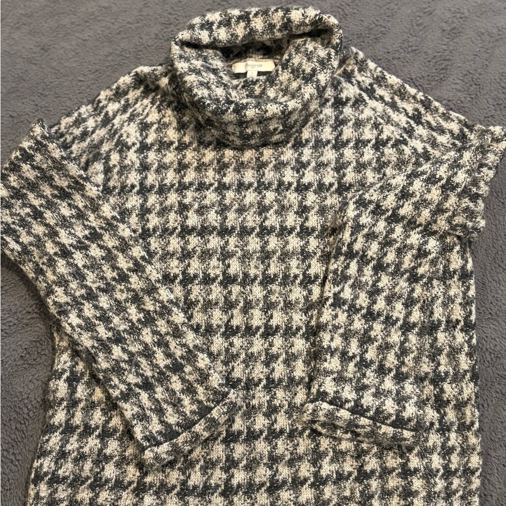 Madewell Gray and Cream Cowl Neck Sweater size small